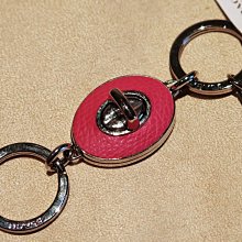 降，Coach 黑色荔枝真皮小方斜背包，真的很漂亮又好看，內容量也很大喔！ 歷史價格詳細信息