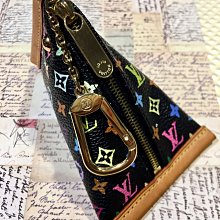 【NA She.歐美精品進口服飾名品】LOUIS VUITTON LV 可可棕色透明超厚實粗版全球限量限定款合金LOGO字體設計壓克力造型手環MP1000 歷史價格詳細信息