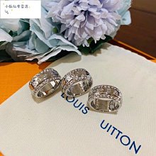 現貨-新款L--V 毛巾刺繡男女情侶款oversized版型短袖T桖簡約 歷史價格詳細信息