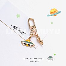 銅質保色實心 可愛迷你 外星人 飛碟 合金 吊飾 金色 掛勾 鑰匙圈  airpods耳機盒吊飾/包包掛件/小禮物 價格比較,價格查詢,歷史價格詳細信息
