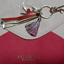 【L’Occitane 歐舒丹】限定花香沐浴組(洋梨玫瑰沐浴膠 250ml+櫻花沐浴膠 250ml 送磨砂手套) 歷史價格詳細信息