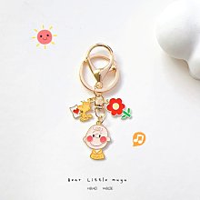 小男孩 花朵 金色吊飾 滴油合金鑰匙圈 Airpods耳機盒隨身碟包包掛件/小禮物 價格比較,價格查詢,歷史價格詳細信息