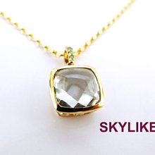 *SKYLIKE* 網販獨賣-香港進口墜750/18K白K金亮面~方形藍色拓帕石~名牌國際風墬子，不含鍊y~ 歷史價格詳細信息
