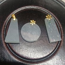 特價不議～昌儒家的翡翠緬甸A貨/天然紫羅蘭吊墜+綠頂珠吊墜～附無刻印18k金扣頭/九尾狐吊墜《附陸證》見光不死的紫/內紋裂無摳 歷史價格詳細信息