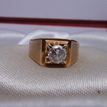 二手 流當 750 18k 黃K金 墜飾 3.19g 鑽約0.15ct 歷史價格詳細信息