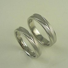 子135 張鶴 畫芯33.6x67.2公分 歷史價格詳細信息