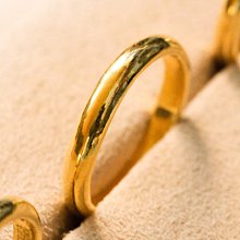 順順飾品--純金戒指--六角造型戒指┃重1.67錢.戒圍14號 歷史價格詳細信息