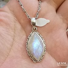 【La luna 銀飾豐華】古典鏤空墜頭隨形波羅的海天然琥珀蜜蠟純銀墜子 (P3435) 歷史價格詳細信息