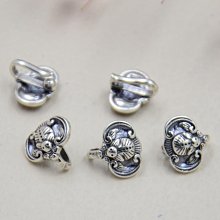 ☆韓銀小屋╭＊S925純銀小花流蘇~純銀掛件~純銀項鍊手鏈墜子~DIY手工串珠編譝吊墜銀飾配件 歷史價格詳細信息