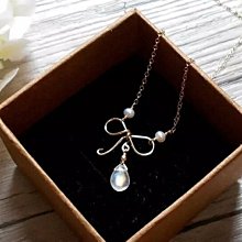 水滴月光石項鍊  頸鏈 純銀項鍊 飾品 月光石 項鍊女 女生項鍊 925銀項鍊 項鏈 鎖骨鍊 復古項鍊 A65-滿599免運 歷史價格詳細信息
