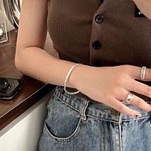 s925純銀日韓方形褶皺耳環ins小眾設計幾何建築風清冷感凹面耳環 歷史價格詳細信息