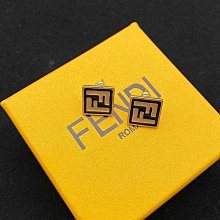 現貨FENDI 芬迪 襪子秋冬款中筒FF字提花韓版高顏值外穿時尚簡約潮百搭禮盒裝長襪明星同款熱銷 歷史價格詳細信息