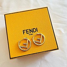 現貨FENDI 芬迪 襪子秋冬款中筒FF字提花韓版高顏值外穿時尚簡約潮百搭禮盒裝長襪明星同款熱銷 歷史價格詳細信息