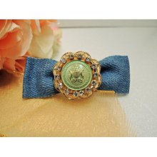 Jasmine時尚~正韓~夢遊海灣 奇幻海洋 夢幻淺橘海馬 法朗藝文別針 歷史價格詳細信息