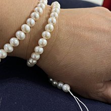 ￼「高級純天然白水晶 魔方手串」［含些微天然冰紋、綿絮等天然特徵］（白度極高、透度絕佳） 歷史價格詳細信息