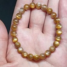 精美金太陽手鍊mm，橘紅色透體亮閃，顆顆帶有滿天星細閃，基本無黑點，實物佩戴好看漂亮。 歷史價格詳細信息