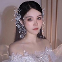 水晶玻璃 透明凝結裙帶 銅燈頭 極美 吊燈 數只  . 徑 22 高 16（不含銅燈頭） . 倉庫最後一些 數量不多 歷史價格詳細信息