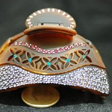 奇士水晶-特殊原礦稀有千層藍針金字塔骨幹晶柱-顯針狀金字塔向上層疊-不照光六面都能看見金字塔-附專用實木底座 歷史價格詳細信息