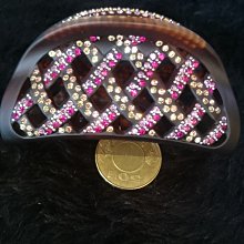 奇士水晶-特殊原礦稀有千層藍針金字塔骨幹晶柱-顯針狀金字塔向上層疊-不照光六面都能看見金字塔-附專用實木底座 歷史價格詳細信息