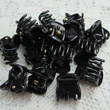 ~琴姐ㄉ店~A03E022~台灣製造/奶油色系小抓夾。鯊魚夾。瀏海夾。抓夾。邊夾~恕不挑色(中) 歷史價格詳細信息