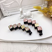 【現貨】花瓣香皂置物架家用化妝室香皂盒子肥皂架肥皂盒壁掛式瀝水免打孔 歷史價格詳細信息