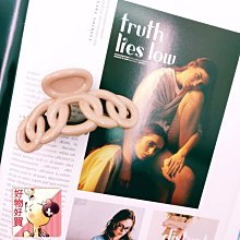 簡約鯊魚夾 鯊魚夾 大抓夾 抓夾 頭飾 髮飾 髮夾 大號抓夾 棋盤格氣質鯊魚夾 合金鯊魚夾 個性鯊魚夾 髮飾用品 歷史價格詳細信息