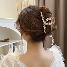 鈴蘭花抓夾女優雅氣質發夾2023年新款高級感后腦勺鯊魚夾子頭飾 歷史價格詳細信息