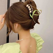鈴蘭花抓夾女優雅氣質發夾2023年新款高級感后腦勺鯊魚夾子頭飾 歷史價格詳細信息