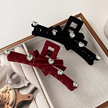 {朵朵韓飾} C2212 韓國直送(正韓)-法式復古絲絨玫瑰花珍珠髮箍(二色) 歷史價格詳細信息