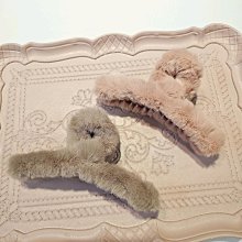 簡約鯊魚夾 鯊魚夾 大抓夾 抓夾 頭飾 髮飾 髮夾 大號抓夾 棋盤格氣質鯊魚夾 合金鯊魚夾 個性鯊魚夾 髮飾用品 歷史價格詳細信息