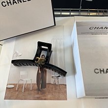 Leann代購~CELINE賽琳 凱旋門草編漁夫帽女夏季透氣防曬大帽簷沙灘海邊度假草帽 歷史價格詳細信息