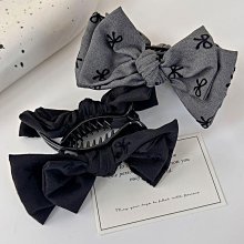 {朵朵韓飾} C3672 韓國直送(正韓)-法式氣質刺繡碎花蕾絲大腸圈髮束(二款) 歷史價格詳細信息