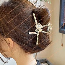 氣質女~金屬風閃鑽波浪流蘇髮夾輕奢大氣高級感鯊魚夾女 歷史價格詳細信息