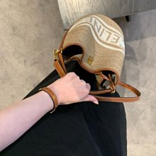 【COCO 精品專賣】Celine TRIOMPHE 簍空 金色 金屬 凱旋門 LOGO 手環 手鐲 現貨 歷史價格詳細信息