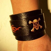 巧將手工皮雕唇膏盒口紅盒 Hand-carved Camellia leather Lipstick box 歷史價格詳細信息