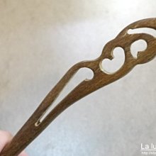 【La luna 銀飾豐華】綠檀木按摩保健木梳 刮痧板 整木製作(W1208-B) 歷史價格詳細信息