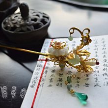 ☆翡翠小屋╭＊紫蘿蘭葡萄鼠玉墬 (天然緬甸玉A貨) 保平安，長壽，多子多孫，立體雕刻，整塊帶紫，玉墬項鍊 歷史價格詳細信息