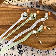 {菲兒韓國飾品} C2321 韓國直送(正韓)-氣質甜美聖誕風雪花珍珠靴子毛絨頸鍊項鍊 歷史價格詳細信息