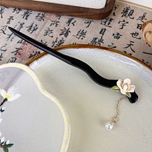 氣質花朵珍珠流蘇金屬抓夾女盤髮後腦勺大號鯊魚夾高級感發夾頭飾 歷史價格詳細信息