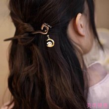 古著旗袍長度128胸圍86肩寬36腰圍68適合很瘦姐妹，后面輕微黃點 歷史價格詳細信息