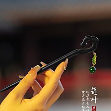 蓮葉混配梅花星。開國雙旗幣。混配算好品相的啦。傳世原味27190 歷史價格詳細信息