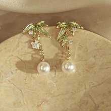 珍珠林~新貨到~晚宴焦點設計款~三串式粉珍珠加粉彩鑽手鍊#063+8 歷史價格詳細信息