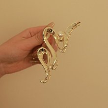 小眾設計感抓夾大號磨砂高級感髮夾女2023新款後腦勺秋髮飾鯊魚夾 歷史價格詳細信息