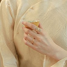 珍珠林~新貨到~晚宴焦點設計款~三串式粉珍珠加粉彩鑽手鍊#063+8 歷史價格詳細信息