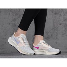 NIKE 慢跑鞋 運動鞋 Air Zoom Pegasus 37 男 BQ9646001 黑綠 歷史價格詳細信息