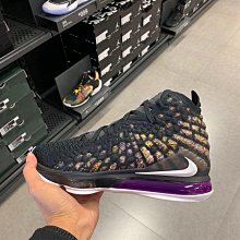 Purple Gold Sari 歷史價格詳細信息