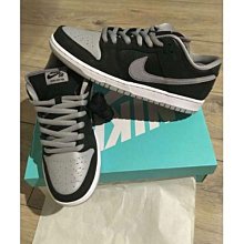 Nike Dunk Low 黑灰綠 CW1590-003 歷史價格詳細信息