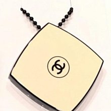 Chanel 香奈兒 化妝品VIP禮 香奶奶別針 胸針 一別上什麼衣服包包都變名牌????活動禮品母親節 情人節 送禮首選❤️ 歷史價格詳細信息