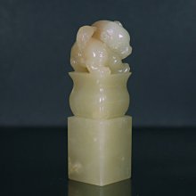 印鈕～老撾南料 米蒂拜石大章 (雷興華/附照/35x35x110,338g) 歷史價格詳細信息