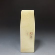 80年代的壽山石《靈獸獻瑞》把件，壽山芙蓉石材質，石質細膩油18849 歷史價格詳細信息